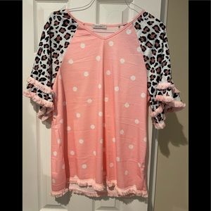 New pink polka dot leopard top